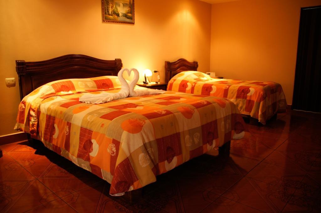 Hotel Las Brumas Cartago Cameră foto
